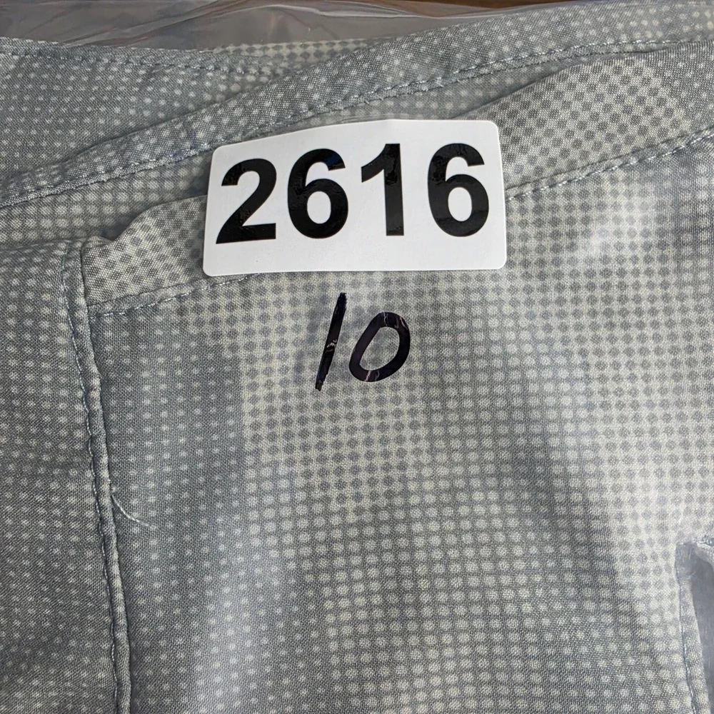 Oakley Golf Shorts Mens Size 40 Grey Digital Camo Flat Front Performance Casual - Picture 14 of 14